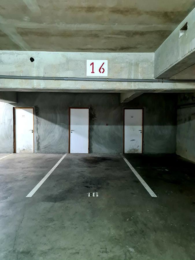 Farerei Appartement Spacieux, Equipe Et Confortable Faaa Bagian luar foto
